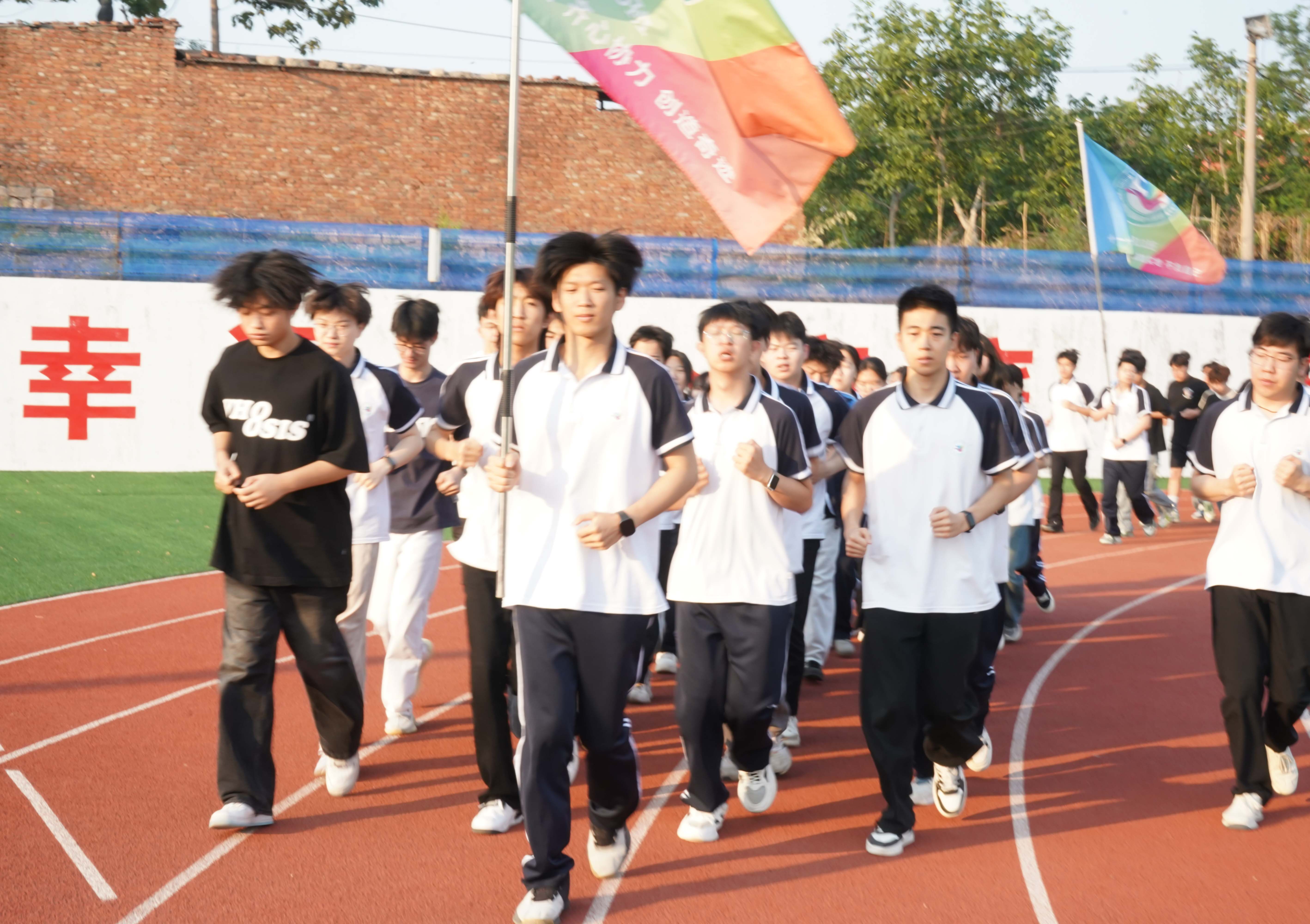 DSC01422-3.jpg